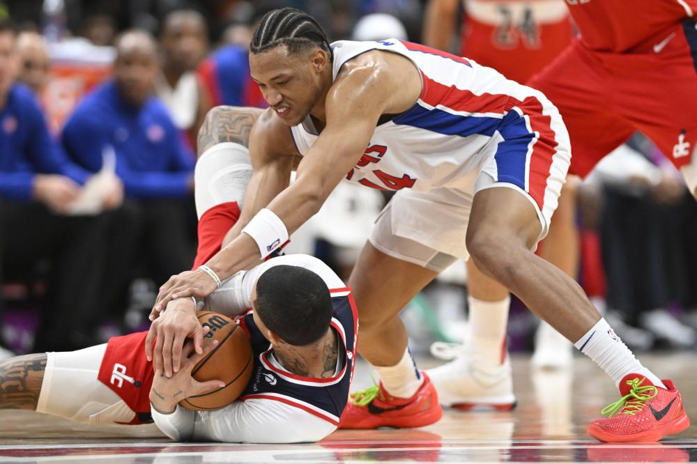 詹姆斯为何 詹姆斯为何