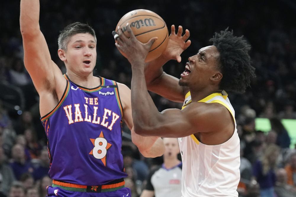 她通过自己 她通过自己